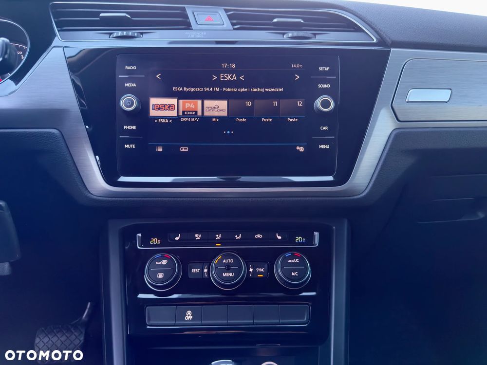 Volkswagen Touran 2.0 TDI SCR DSG Comfortline - 32