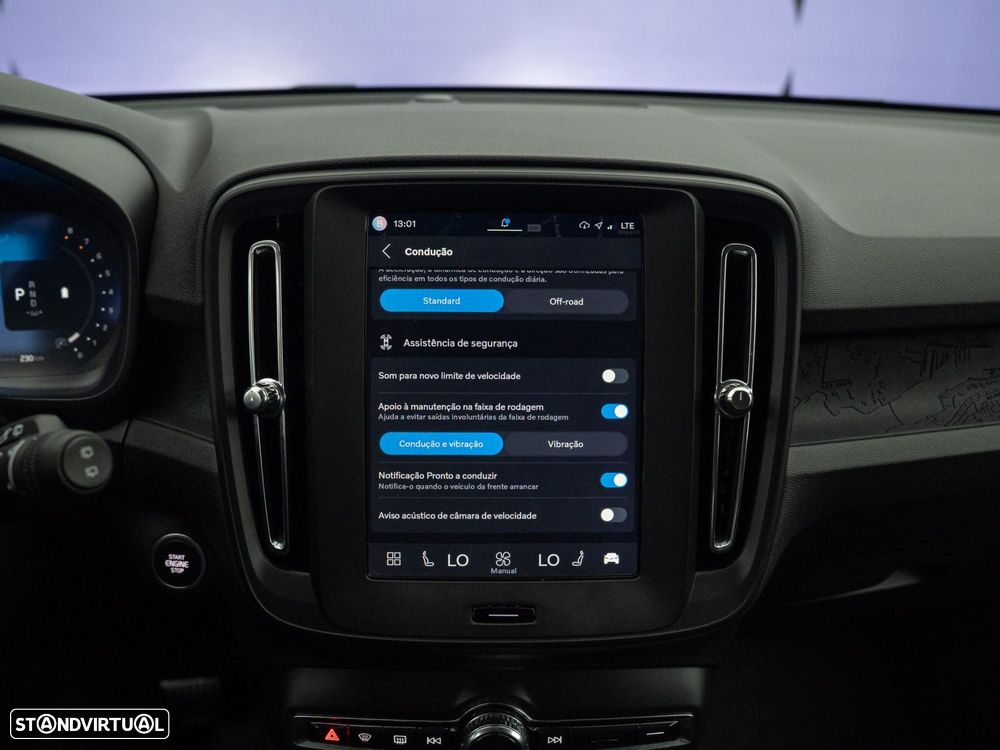 Volvo XC 40 - 33