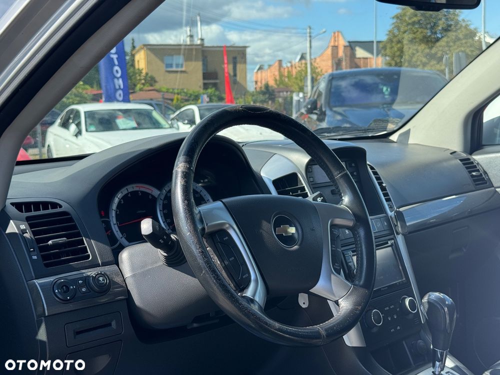 Chevrolet Captiva 2.0 d LT medium 5os - 12