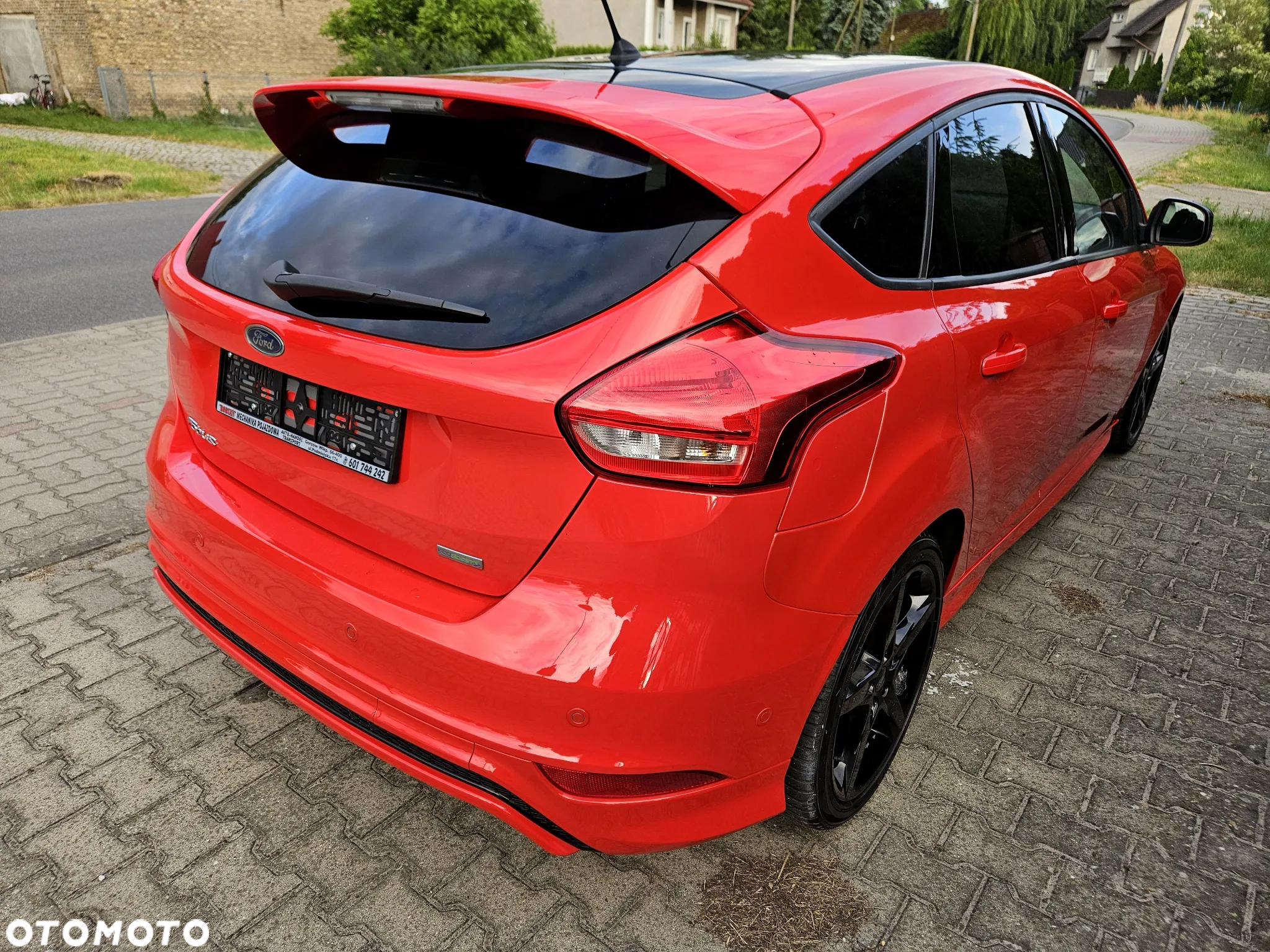Ford Focus 1.0 EcoBoost Hybrid ST-LINE - 3