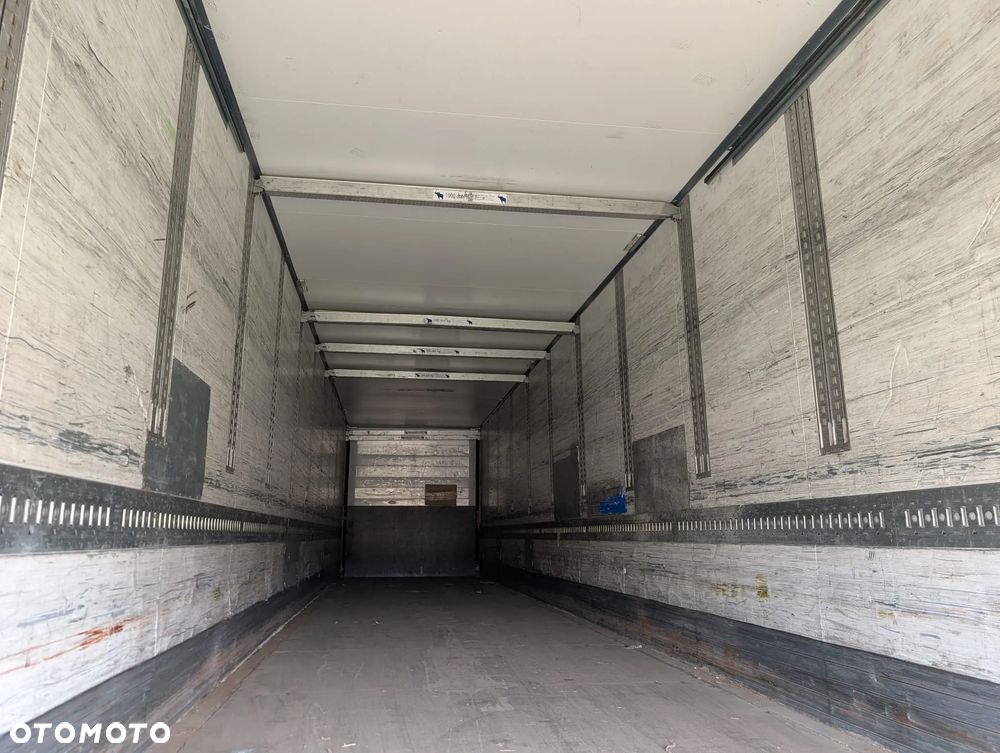Schmitz Cargobull IZOTERMA BOX Doppelstock - 13