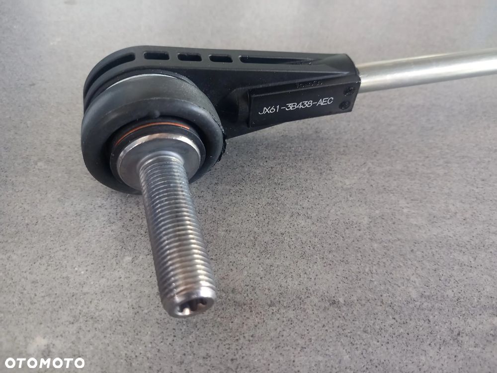 Łącznik drążek stabilizatora Ford Focus 2018- 2286405 - 2