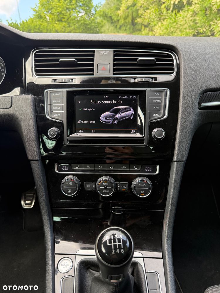 Volkswagen Golf 1.4 TSI BMT ACT Highline - 23