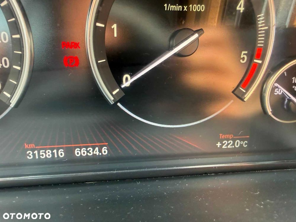 BMW Seria 7 - 8