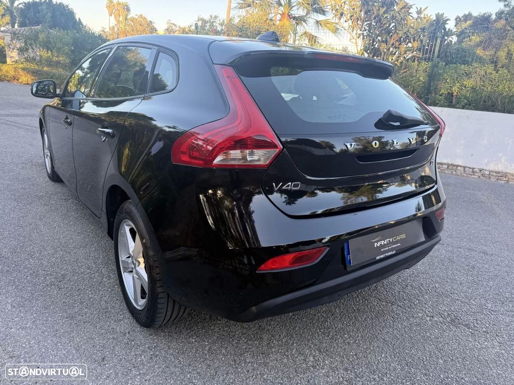 Volvo V40 2.0 D2 Kinetic - 8