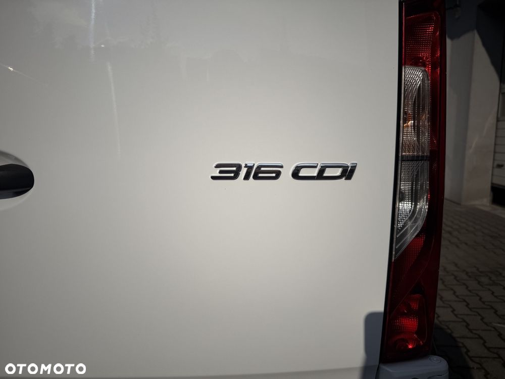 Mercedes-Benz Sprinter - 36