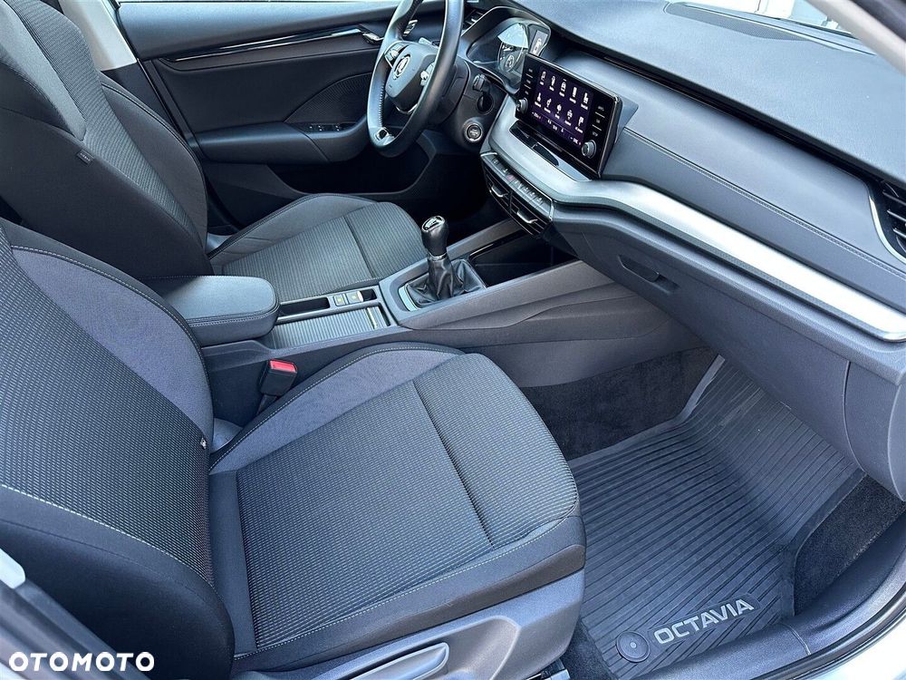 Skoda Octavia 1.5 TSI ACT Ambition - 7