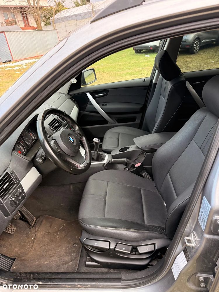 BMW X3 2.0d - 8