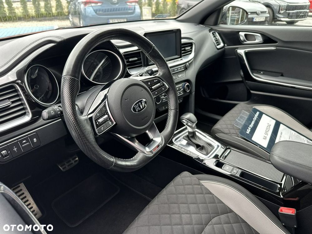 Kia ProCeed - 9