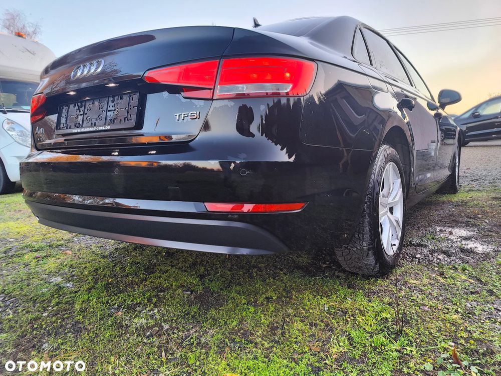 Audi A4 Limousine 1.4 TFSI S tronic sport - 13