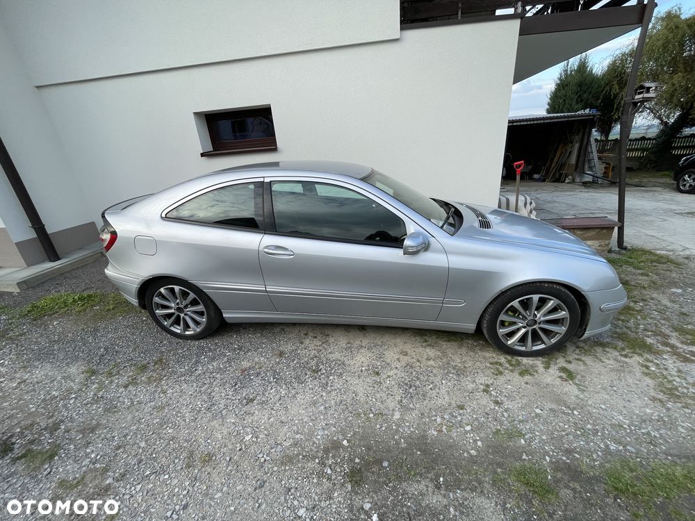 Mercedes-Benz Klasa C 220 CDI - 2