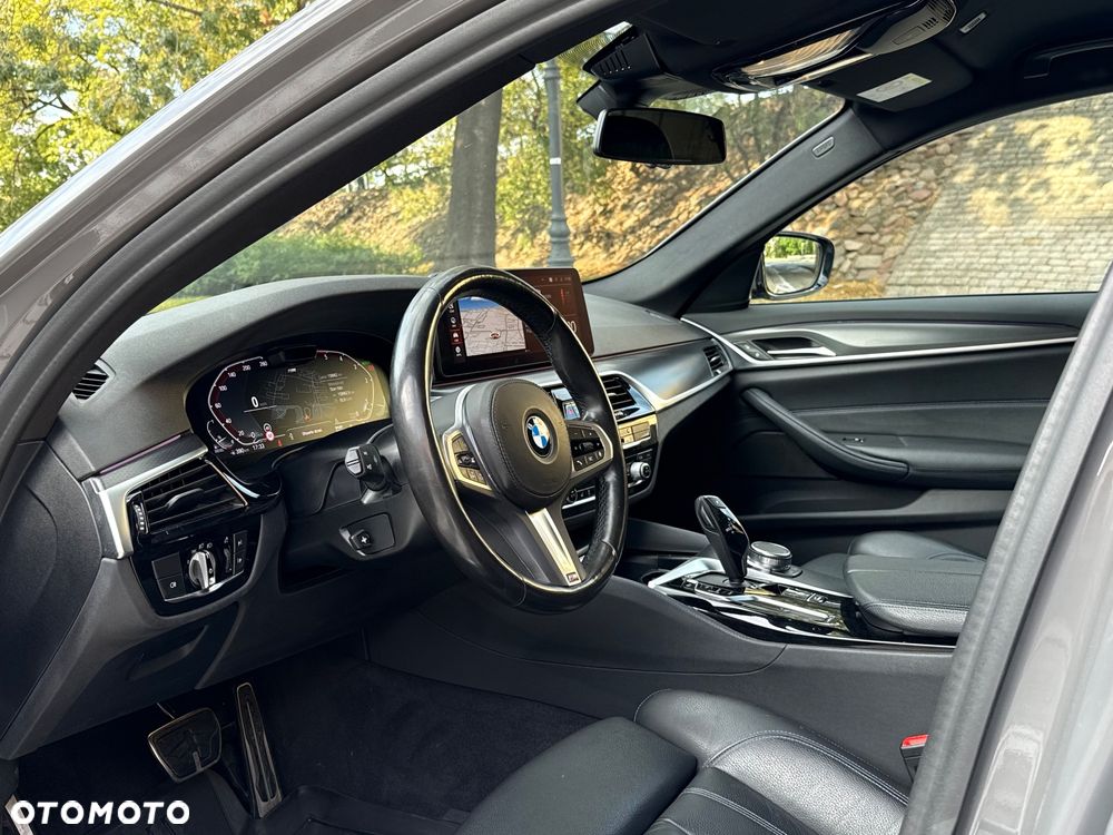 BMW Seria 5 520d M Sport Edition - 21