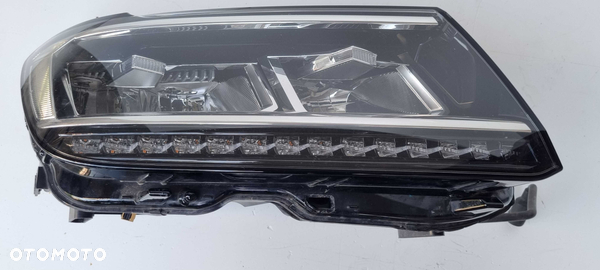 VW Tiguan II  FULL LED Lampa Reflektor Prawy r16-24 Uszkodzona Kraków