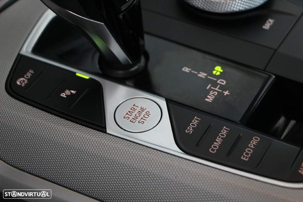 BMW 320 d Auto - 17