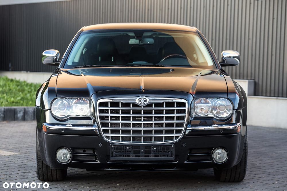 Chrysler 300C - 12