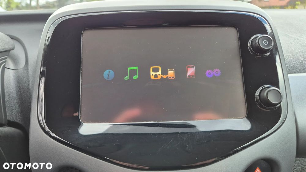 Toyota Aygo x-play - 29