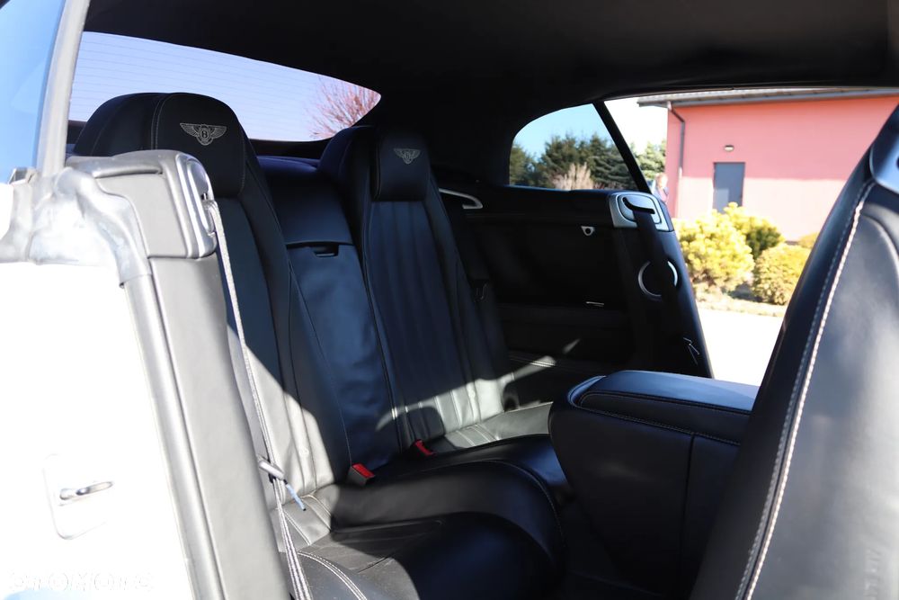 Bentley Continental GT V8 - 29