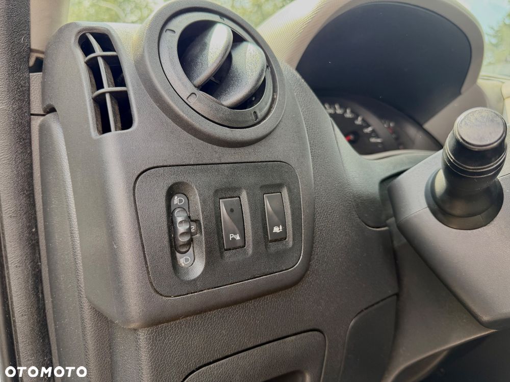Renault Master - 19