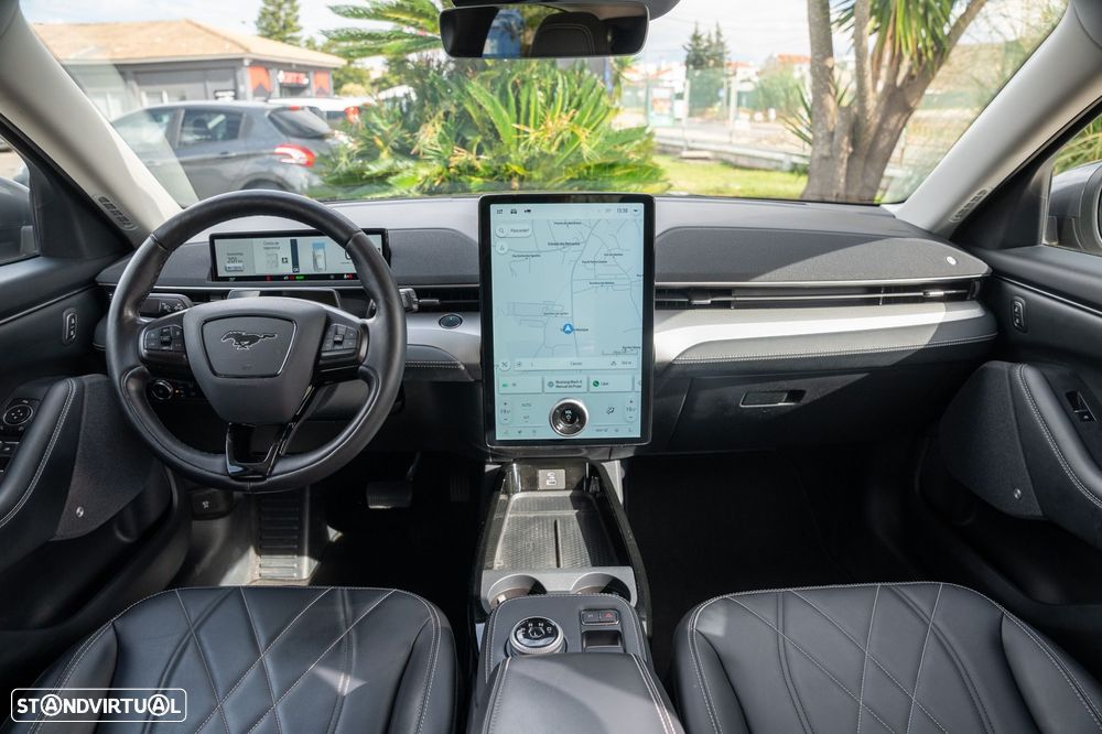 Ford Mustang Mach-E Standard - 9