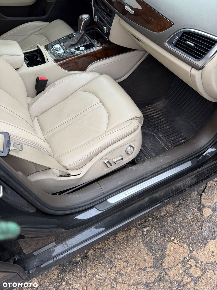 Audi A6 Avant - 9