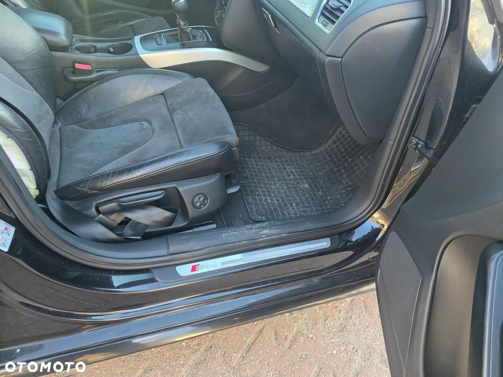 Audi A4 Avant 3.0 TDI DPF multitronic S line Sportpaket - 10