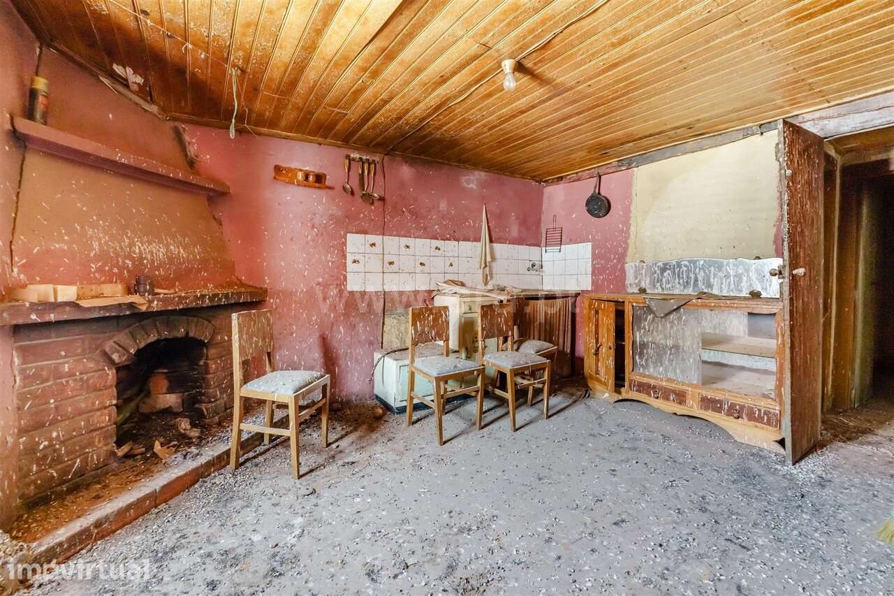 Prédio T4 / Covilhã, Erada - Grande imagem: 5/20