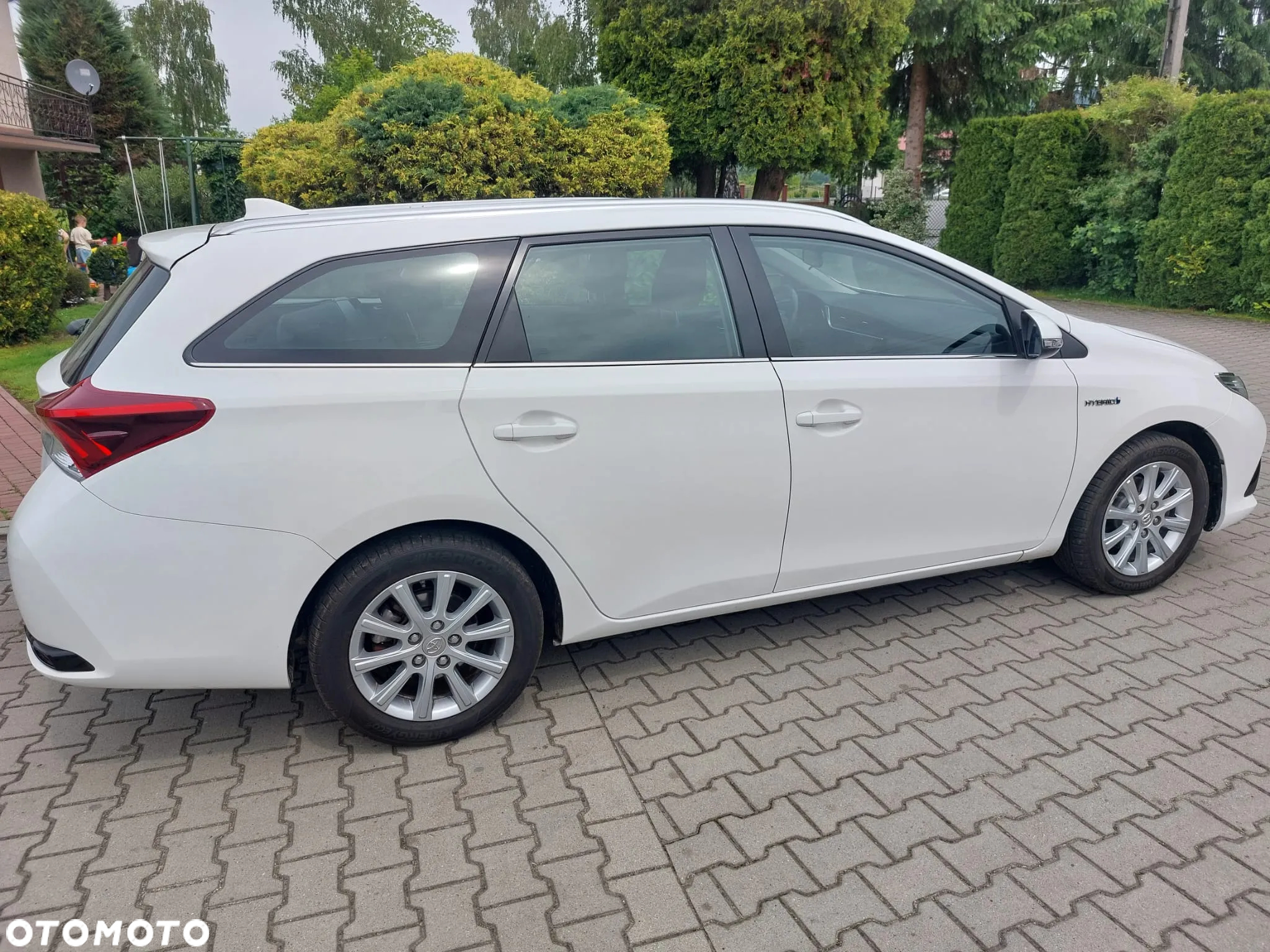 Toyota Auris 1.8 VVT-i Hybrid Automatik Life - 3