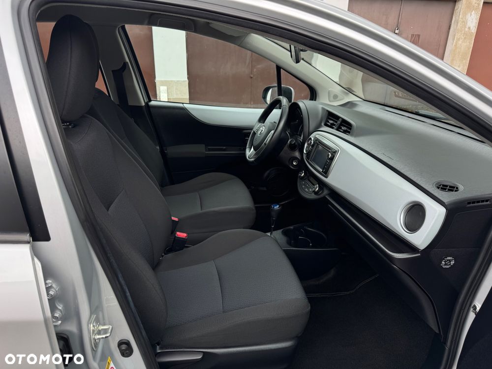 Toyota Yaris - 7