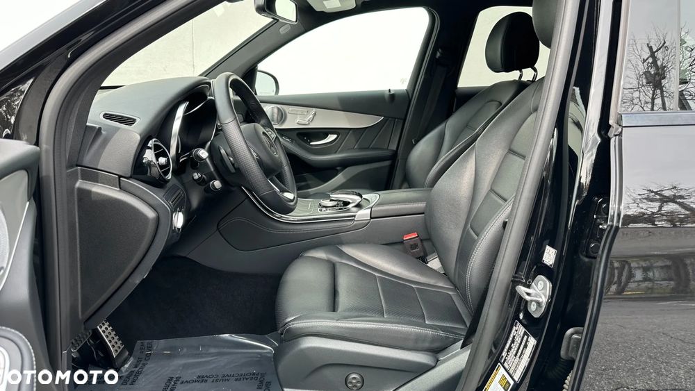 Mercedes-Benz GLC 300 4Matic 9G-TRONIC - 11
