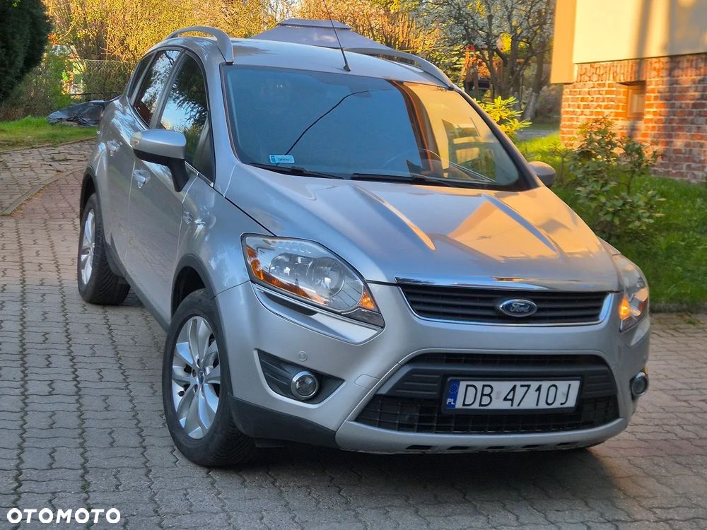 Ford Kuga - 1