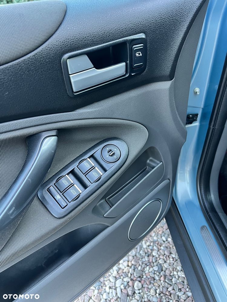 Ford Kuga 2.0 TDCi 4x4 Titanium - 13