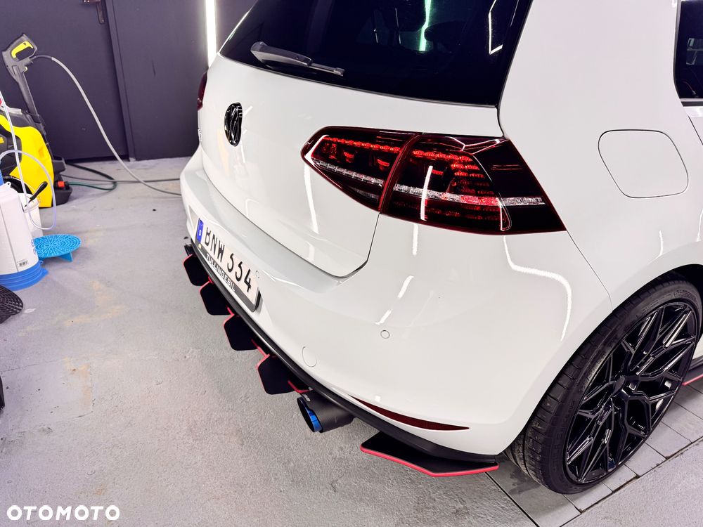 Volkswagen Golf GTI Performance BlueMotion Technology DSG - 6