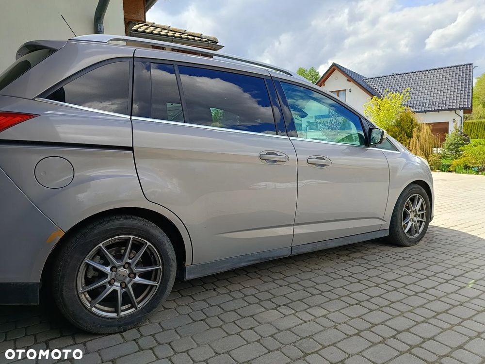 Ford Grand C-MAX ver-1-6-tdci-ambiente - 2