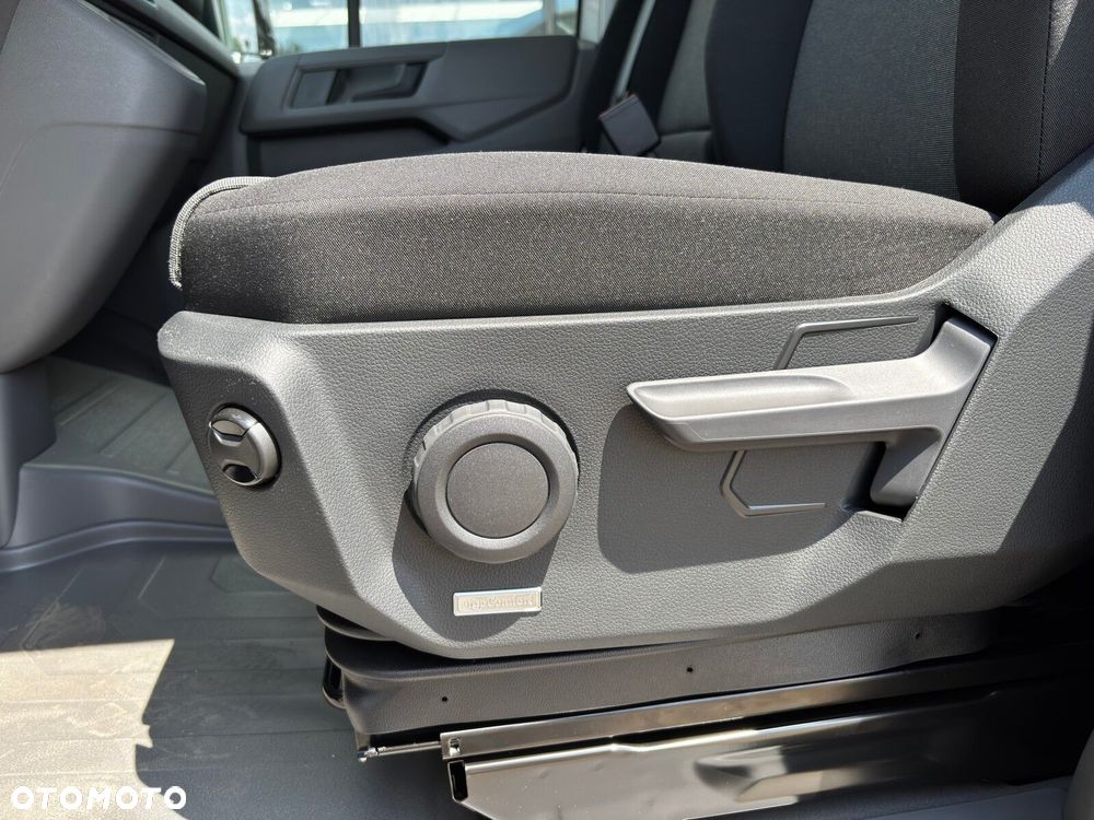 Volkswagen Crafter L3H3 140 KM 8-AUT - 11