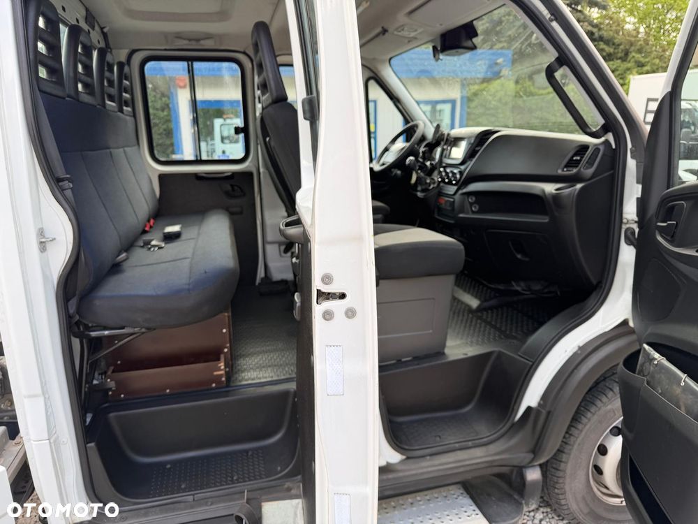 Iveco Daily 70C18 Pomoc drogowa Laweta 2017r - 13