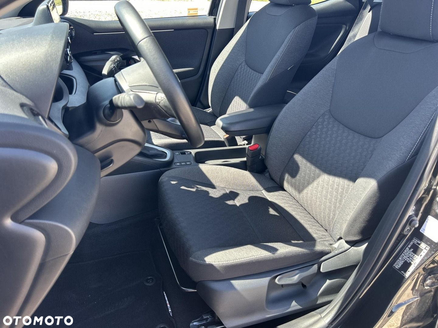 Toyota Yaris - 10