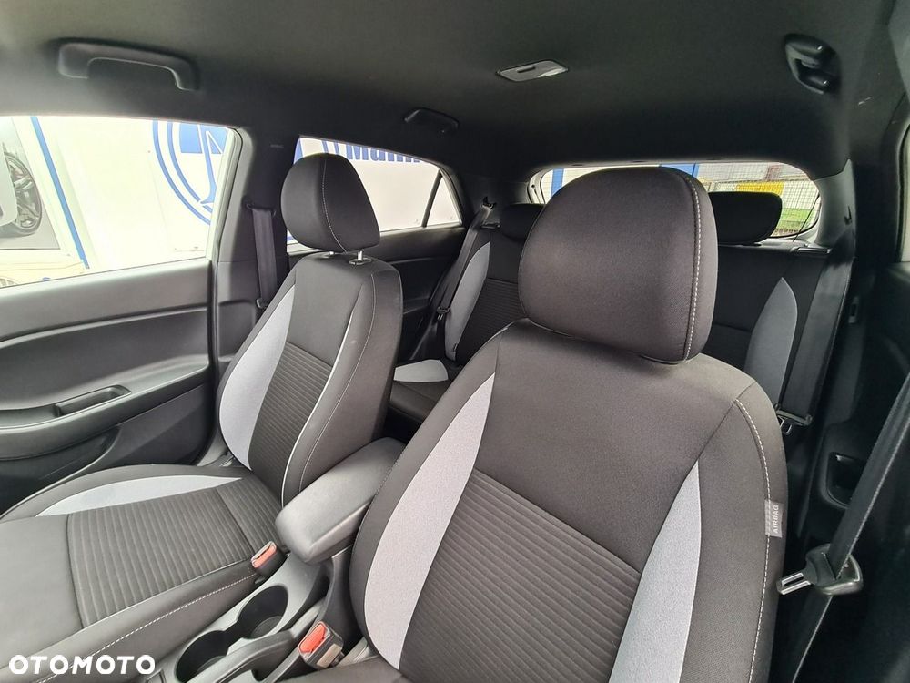 Hyundai i20 1.2 Comfort - 25