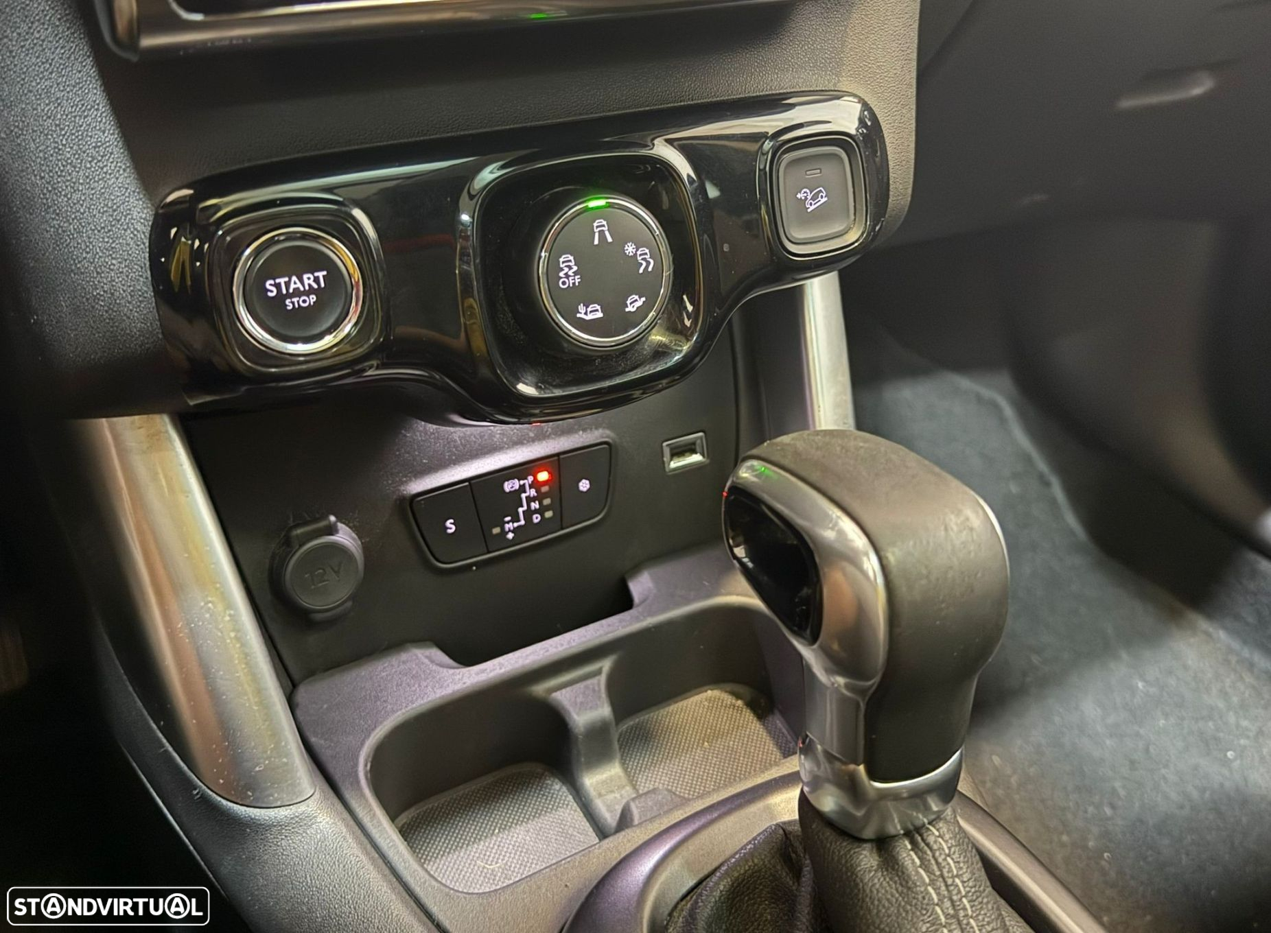 Citroën C3 Aircross 1.2 PureTech Shine EAT6 - 17