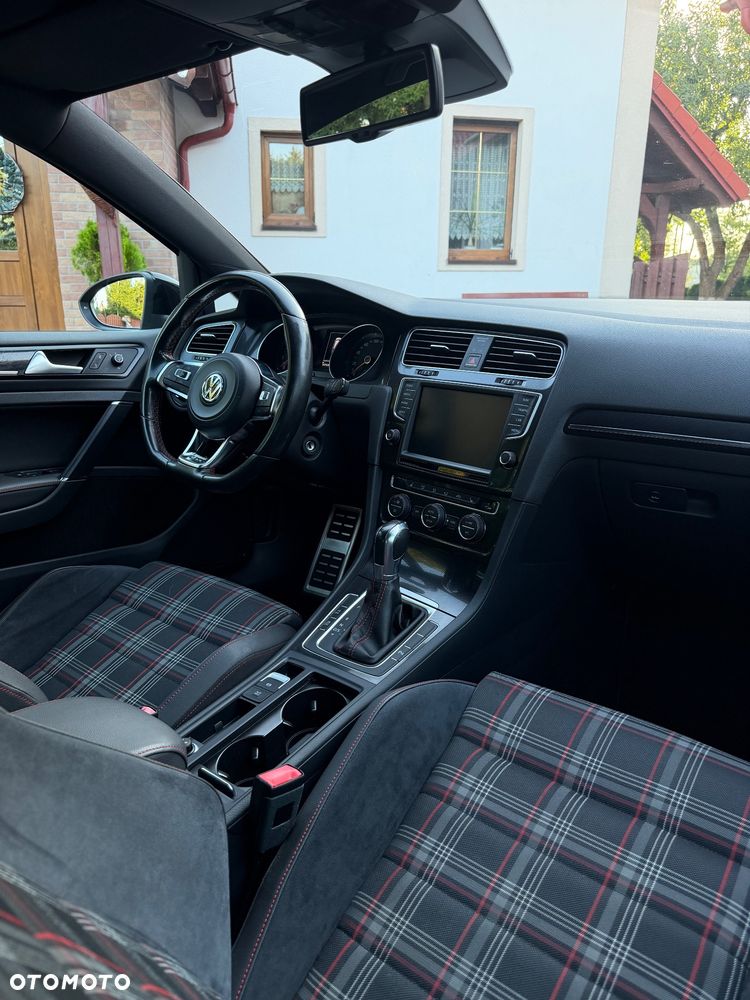 Volkswagen Golf 2.0 TSI BMT GTI DSG - 28