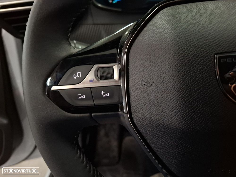 Peugeot e-208 50 kWh Style - 16