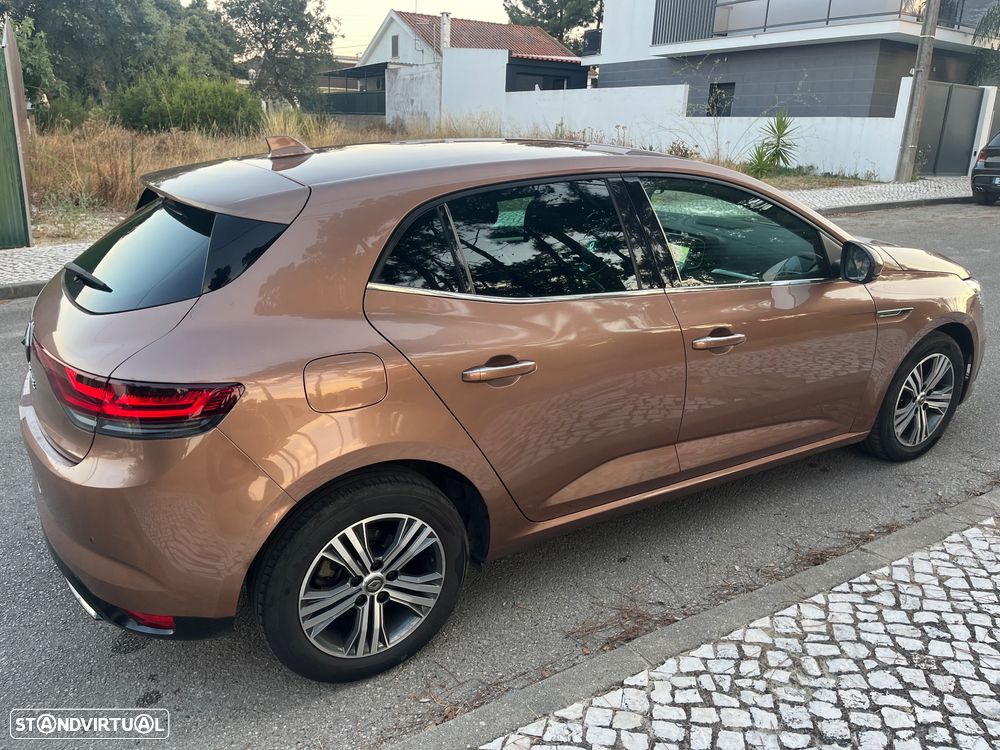 Renault Mégane 1.5 Blue dCi Intens EDC - 3
