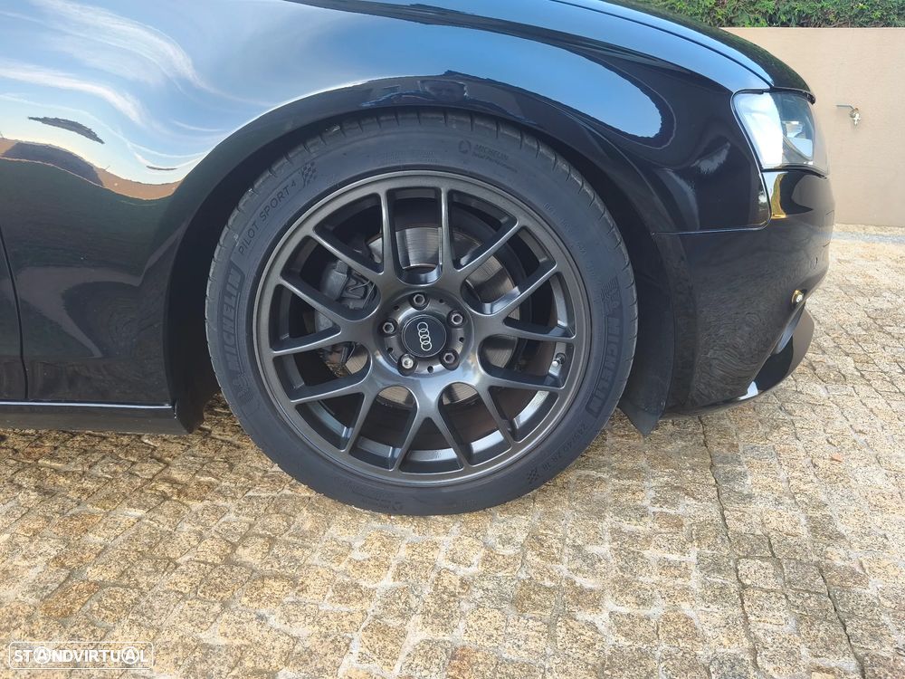 Audi A4 Avant 2.0 TDI DPF Ambiente - 5