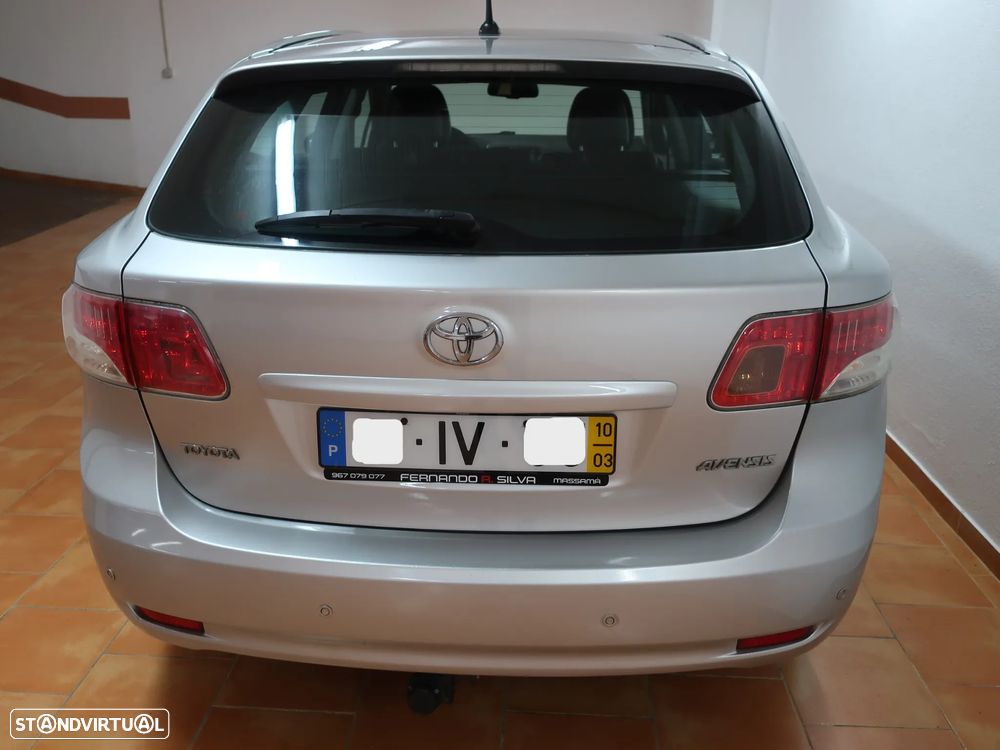 Toyota Avensis SW 2.0 D-4D Exclusive +Pele+GPS - 12