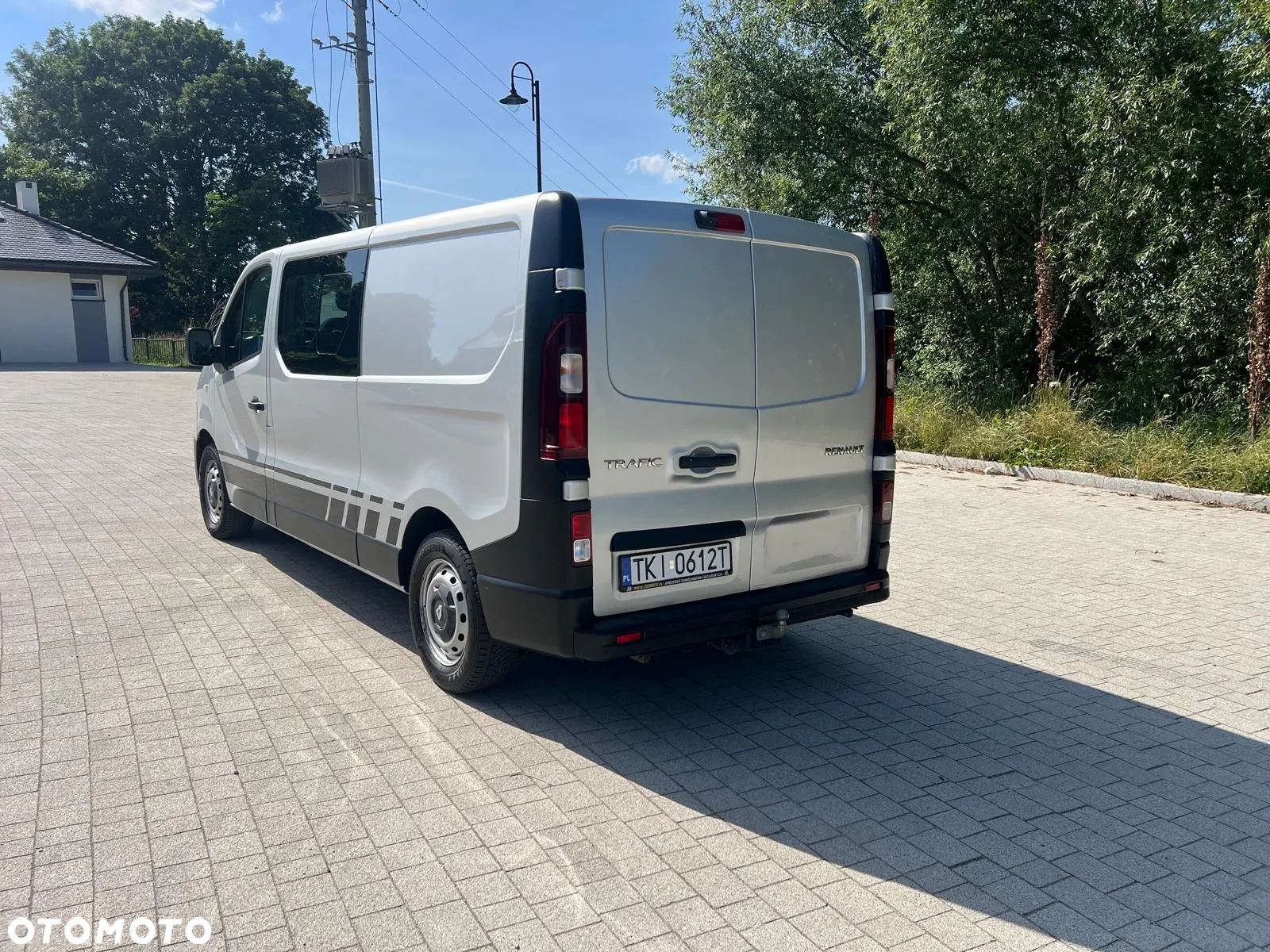 Renault Trafic L2H1 / 2.0 DCI / Brygadówka / 6 osób / - 20