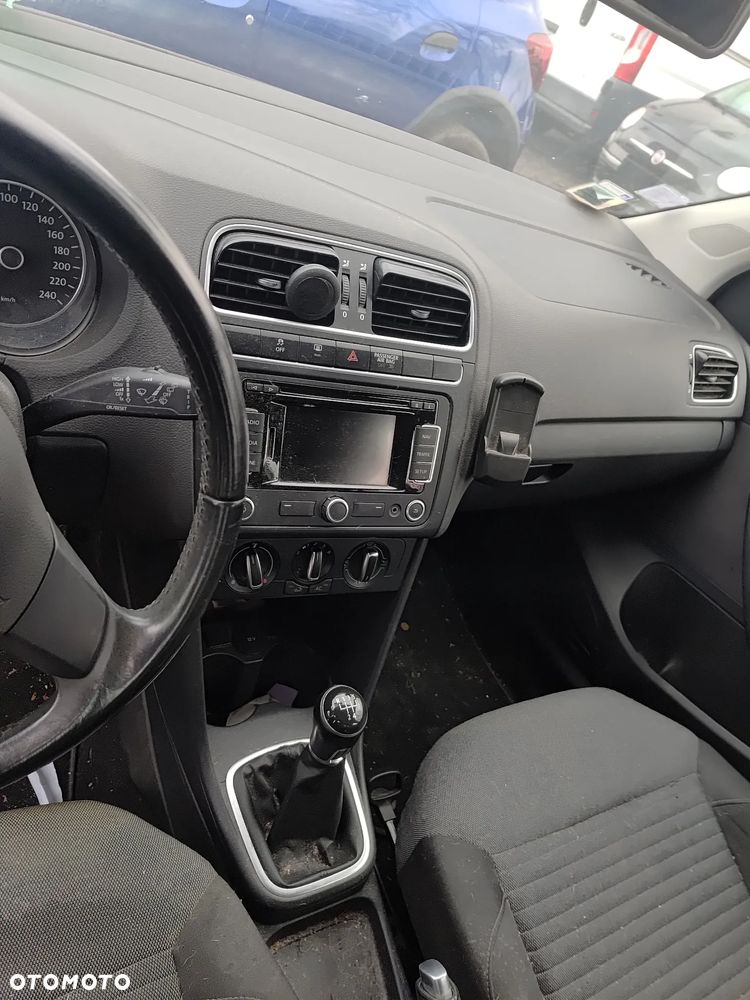 Volkswagen Polo - 19