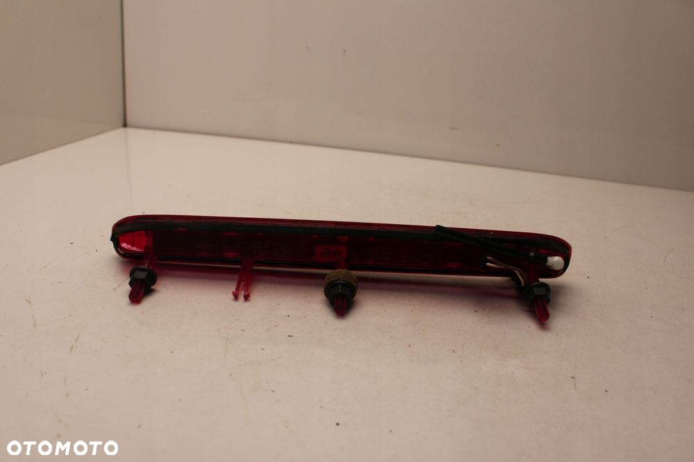 skoda octavia ii lift 08r- trzecie światło stop stopu 1z9945097 - 4
