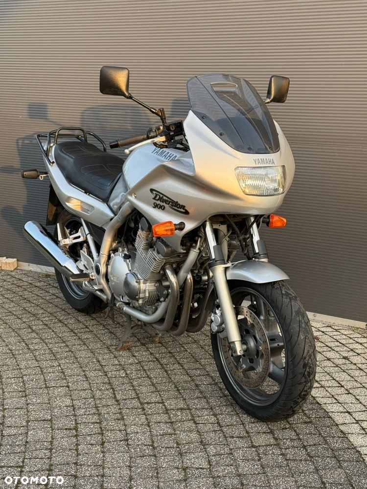 Yamaha XJ - 2