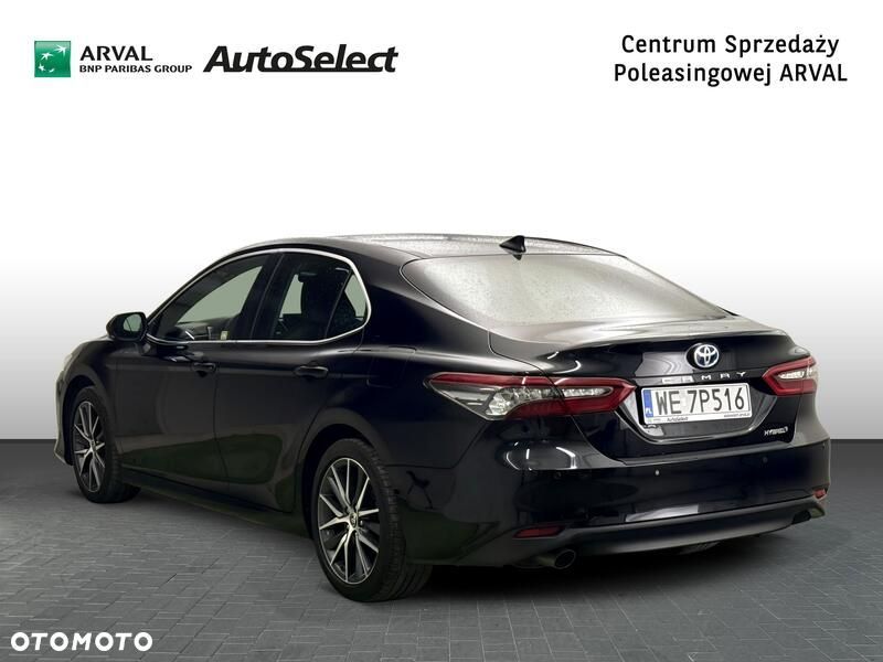 Toyota Camry 2022 photo 3