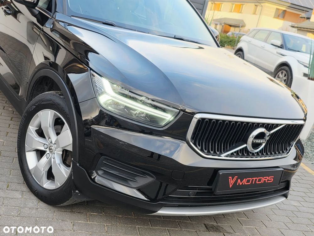 Volvo XC 40 T3 Momentum - 40
