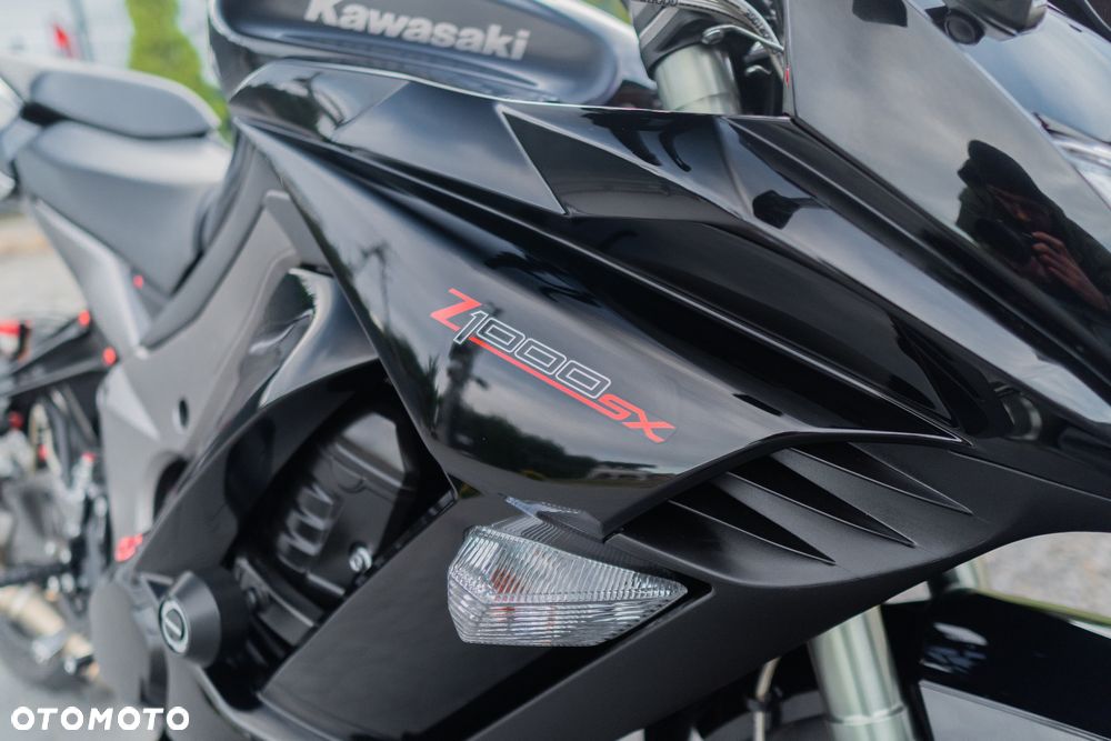 Kawasaki Ninja 1000 SX - 17